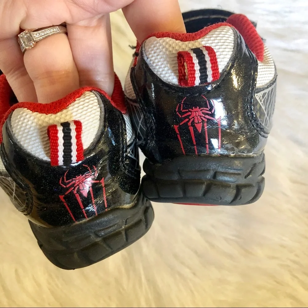 Spider-Man toddler shoes, size 7